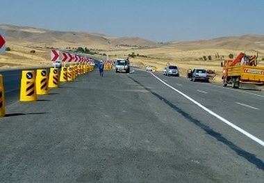 بهسازی جاده‌های روستایی مشکین شهر


