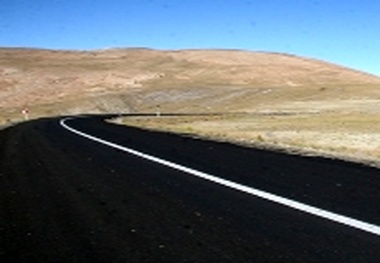 آسفالت راه‌های روستایی آذربایجان غربی در انتظار تزریق اعتبار