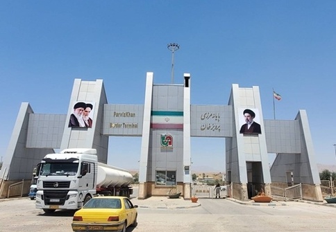 Over 667,000 Tons of Goods Crossed via Parvizkhan Border in Kermanshah Province 