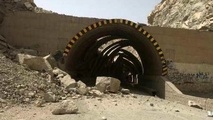 جاده ایلام - مهران تا ساعت 8 صبح سه شنبه 13 تیر مسدود است