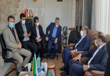  تولیدکنندگان در شرایط اقتصاد کنونی در میدان جهاد وتولید خدمت می کنند  