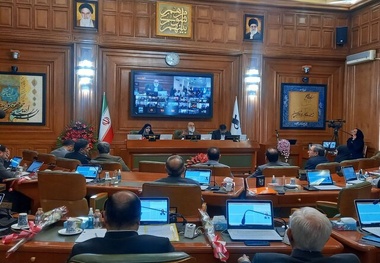 بررسی اپلیکیشن تاکسیرانی در شورای شهر تهران/ بی اطلاعی شورا ازجزییات تراموا و HOV


