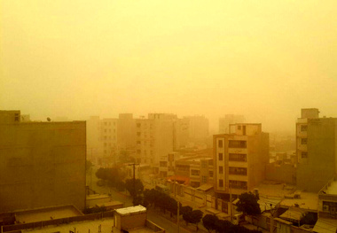 خیزش گرد و خاک در جنوب شرق کشور 