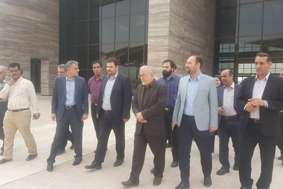 بازدید تقی‌زاده از پایانه‌های مرزی پرویزخان و خسروی