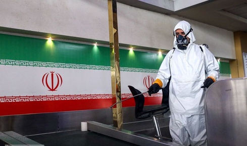 عملیات گندزدایی فرودگاه بین المللی مشهد