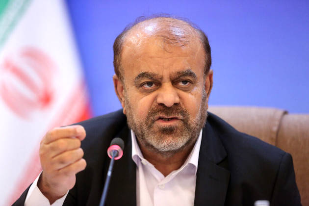 وزیر راه و شهرسازی در بیمارستان بستری شد
