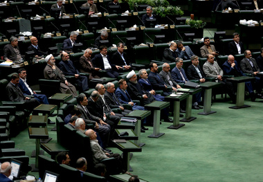 کدامیک از نمایندگان فعلی مجلس رد صلاحیت شدند