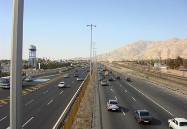 ترافیک روان در اکثر جاده‌های کشور
