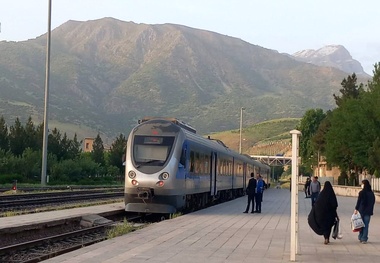 اعزام قطار گردشگری تهران- کاشان در پایان هفته جاری