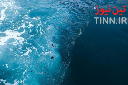 عملیات پاکسازی جزیره خارگ از آلودگی نفتی