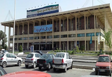 قطار ویژه «یزدریل» نیمه اول ۱۴۰۵ روی ریل می آید