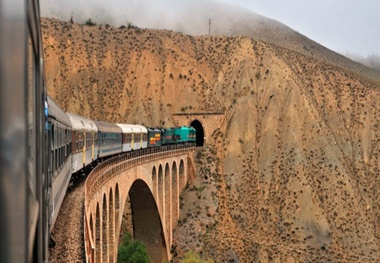 رشد ۵۰ درصدی تعداد مسافر و کاهش ۲۰ درصدی تاخیر قطارها 