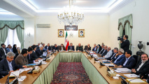 اقتصاد ایران نباید از حالت رقابتی خارج شود