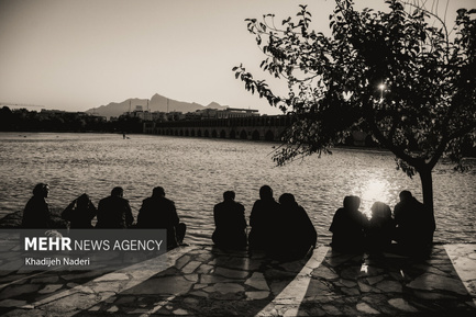گزارش تصویری زاینده رود در غروب خاطرات (9)