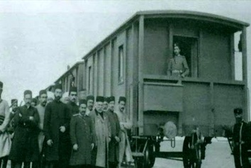 فیلم| افتتاح راهآهن تبریز-جلفا؛ 100 سال پیش با حضور ولیعهد قاجار