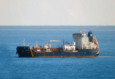 World’s first polar class dual fuel oil tanker launched

