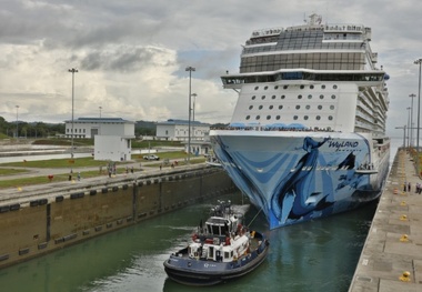 Panama Canal Records New Milestone, Welcomes the Largest Passenger Ship To-Date
