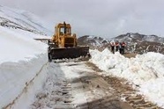 عملیات گسترده راهداری در چهارمحال و بختیاری: ۴۵۰ نیرو و ۳۲۷ دستگاه ماشین آلات