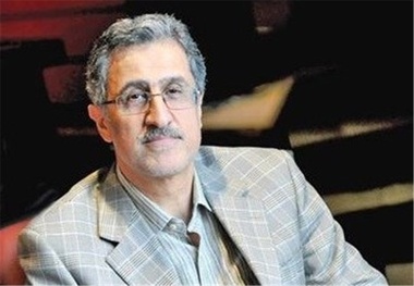 بازی با قیمت ارز به‌جز رانت و فساد هیچ عایدی ندارد
