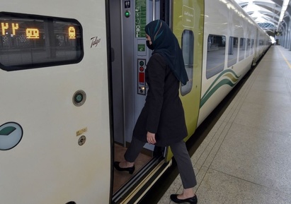 زنان راهبر قطار 