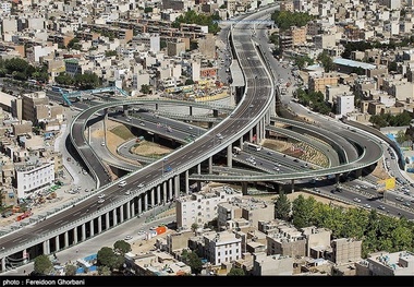 پیشنهاد تبدیل بزرگراه بعثت به محور صنعت 