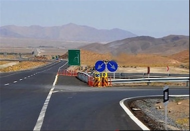 بهره‌برداری از آزادراه یزد ۲/۵ سال دیگر