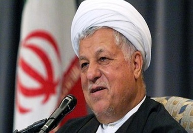 ◄ کلنگ‌زنی چهار پست اسکله با حضور هاشمی‌رفسنجانی