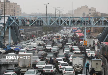  اعتراضات  به گرانی و سهمیه‌بندی بنزین