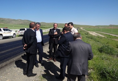 بهسازی راه های فرعی و روستایی پرتردد اولویت است

