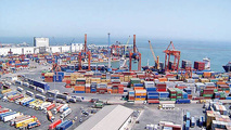 کاهش زمان انتظار کانتینرهای کالاهای صادراتی در بندر امام خمینی 