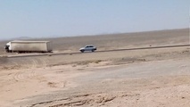  دو حادثه خروج تریلی از جاده در طی یک هفته+ پیشنهاد طنز یک راننده
