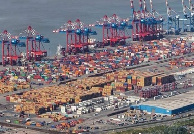  Venezuela Passes Law Against Piracy, Blockades Amidst US Tanker Seizures
