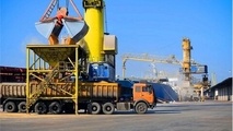 تخلیه و بارگیری بیش از ۱۷ میلیون تن  کالا در بندر امام 