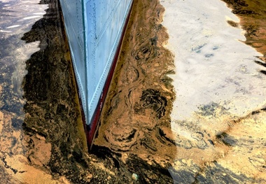Australia increases marine pollution fines