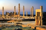 الزام پوست‌ اندازی گردشگری در بحران‌ ها