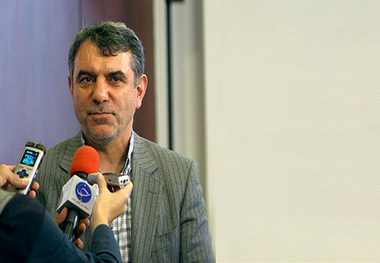 درخواست نمایندگان مجلس برای ممنوع‌الخروج شدن رئیس سازمان خصوصی‌سازی 