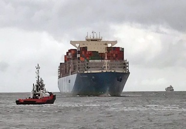 Port of Rotterdam welcomes three largest containerships