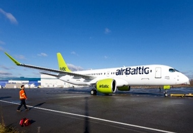 Bombardier looks to convince airlines on CSeries at Paris Air Show 