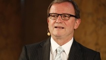 Austrian MP Criticizes US Behavior toward Iran 