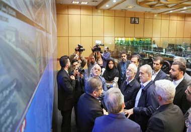 بازدید سرزده رئیس جمهور از ساختمان مرکزی شهدای راه‌ آهن