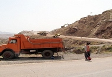 ایمن سازی و حذف نقاط پرحادثه محورهای ارتباطی شهرستان مهران