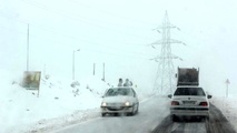 هراز و کندوان مسدود است
