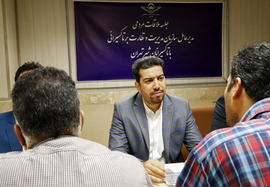 ملاقات مدیرعامل سازمان تاکسیرانی با تاکسیرانان