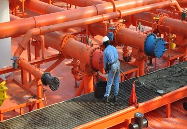 Shipping’s recovery insufficient to lift seafarer wage costs