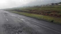 تصاویری از آسفالت نامناسب محور دورود به ازنا 