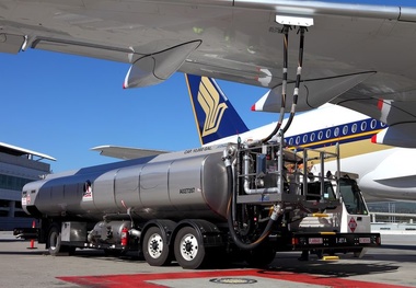 Singapore Airlines launches trans-Pacific biofuel flights with the A350 XWB