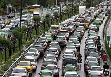 تقاطع های خاموش، ترافیک و بلاتکلیفی رانندگان در خیابان های اصفهان
