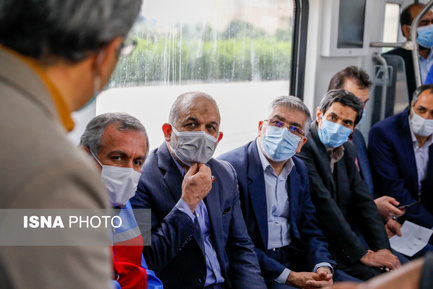 بازدید وزیر کشور از پروژه قطار ملی جهاد دانشگاهی