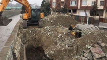 ادامه عملیات اجرایی احداث پل کانال سیل برگردان غرب/ تکمیل پل تا بهار ۱۴۰۱