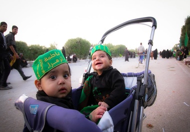 نکات قابل توجه مراقبت از کودکان در پیاده روی اربعین + اینفوگرافیک